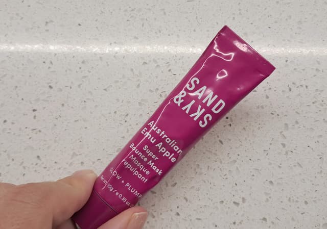 Australian Emu Apple Super Bounce Mask